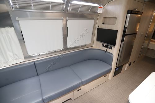 2026 Airstream Globetrotter 27FB