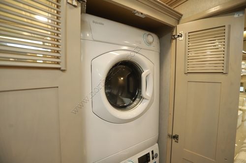 2022 Newmar London Aire 4551