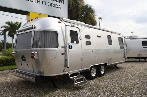 2026 Airstream Globetrotter 27FB
