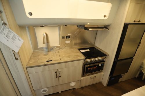 2026 Airstream International 23FB