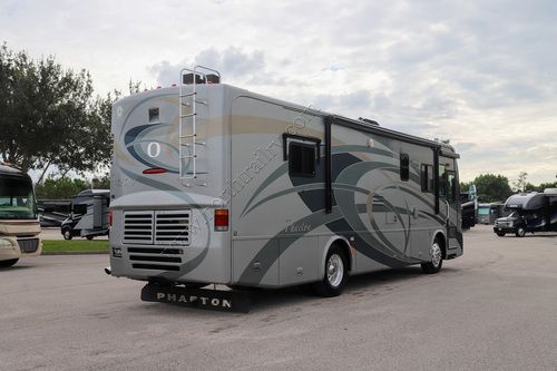 2007 Tiffin Motor Homes Phaeton 35DH