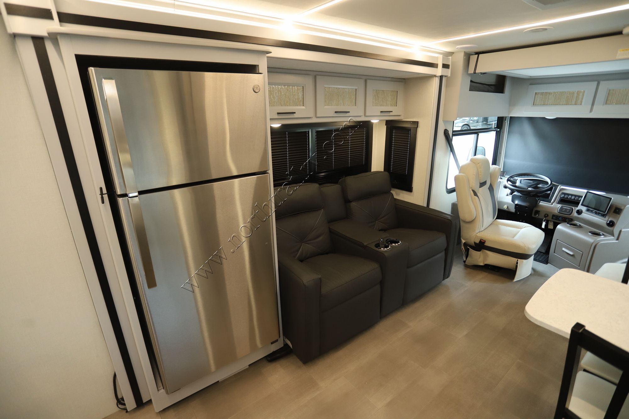 Used 2024 Coachmen Sportscoach Srs 341SA Class A  For Sale