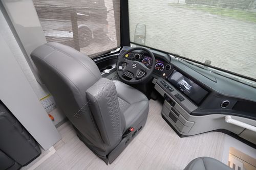 2026 Newmar King Aire 4531