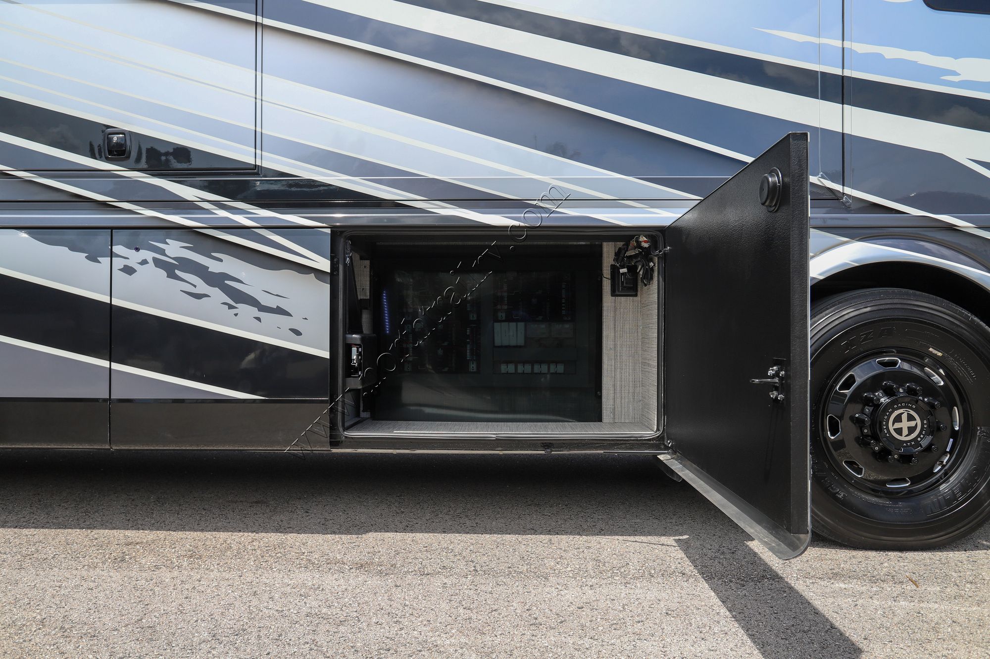 New 2026 Newmar King Aire 4531 Class A  For Sale