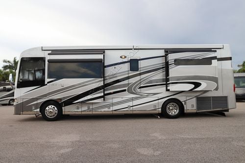2022 Newmar New Aire 3543