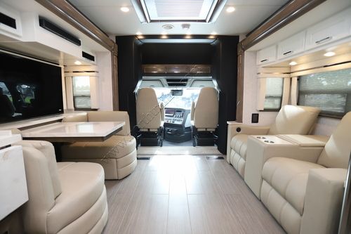 2026 Newmar Supreme Aire 3827