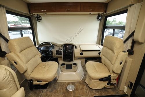 2015 Thor Challenger 37LX