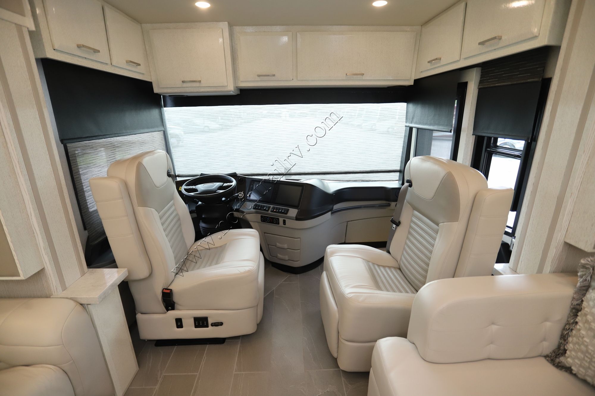 Used 2022 Newmar New Aire 3543 Class A  For Sale