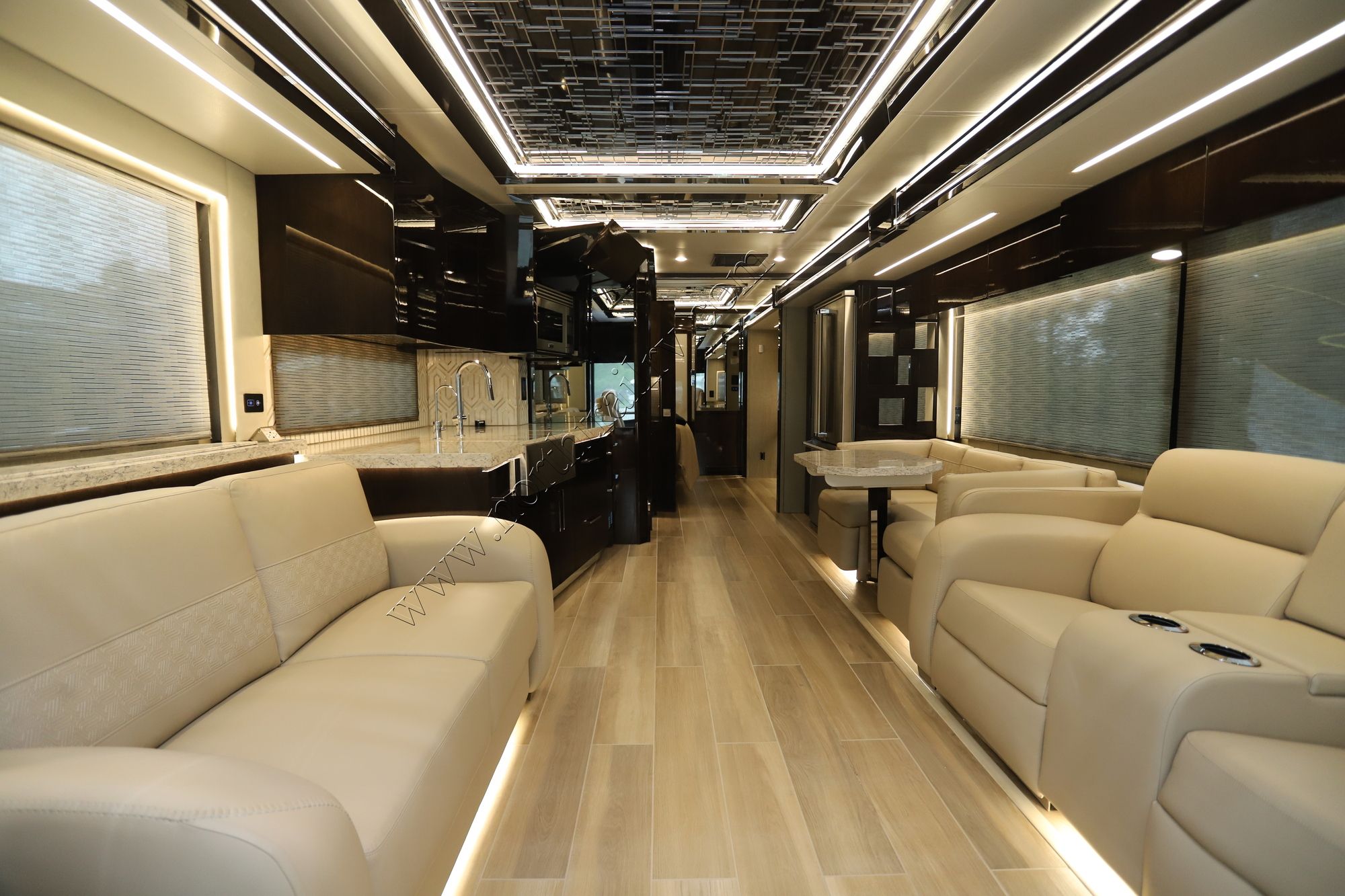 New 2025 Newmar King Aire 4531 Class A  For Sale