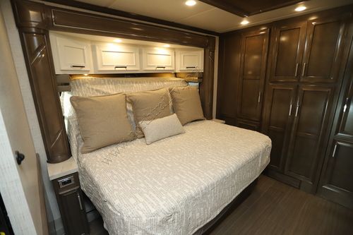 2026 Newmar Supreme Aire 3827
