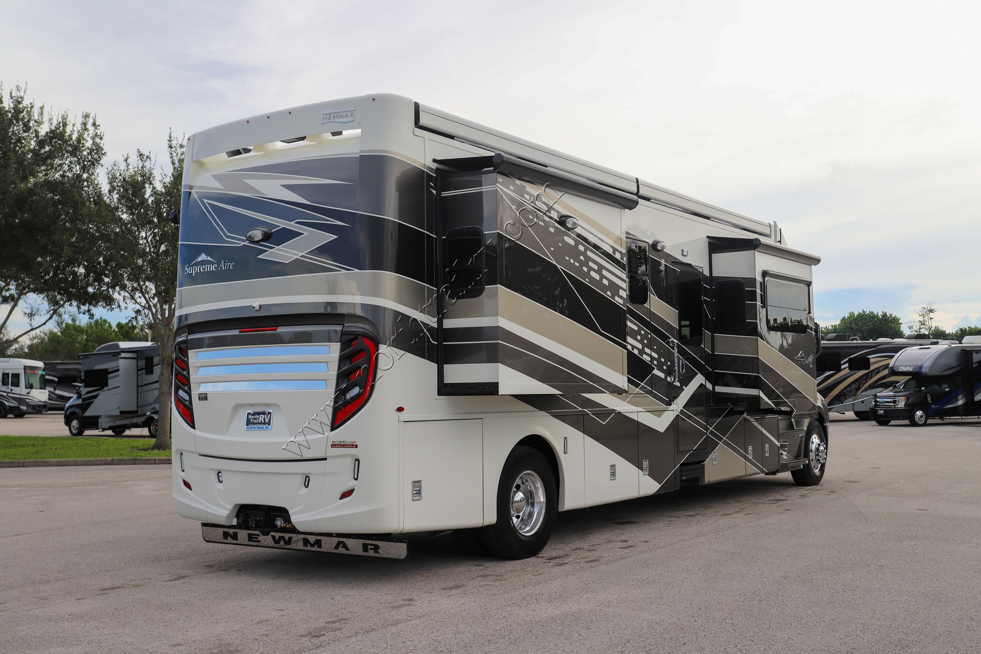 New 2026 Newmar Supreme Aire 3827 Super C  For Sale