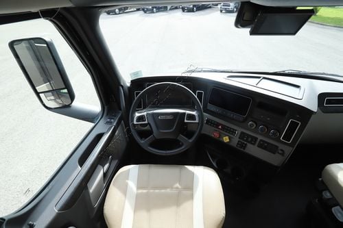 2026 Newmar Supreme Aire 3827