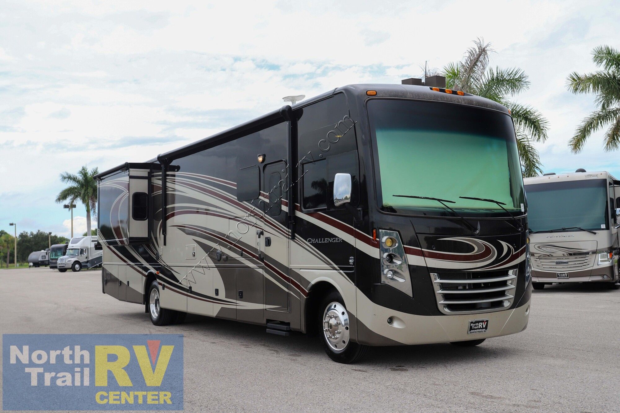 Used 2015 Thor Challenger 37LX Class A  For Sale