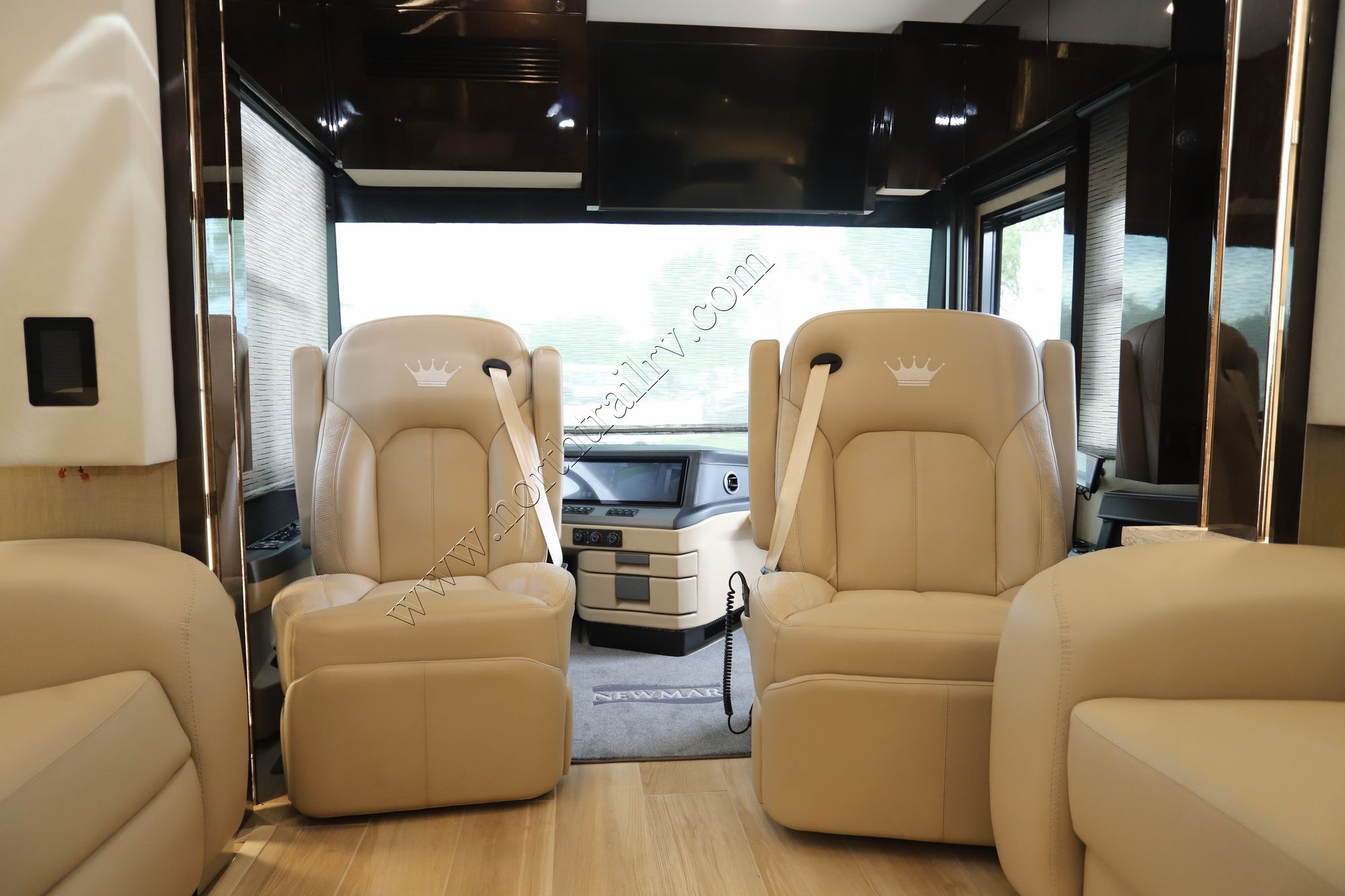 New 2025 Newmar King Aire 4531 Class A  For Sale