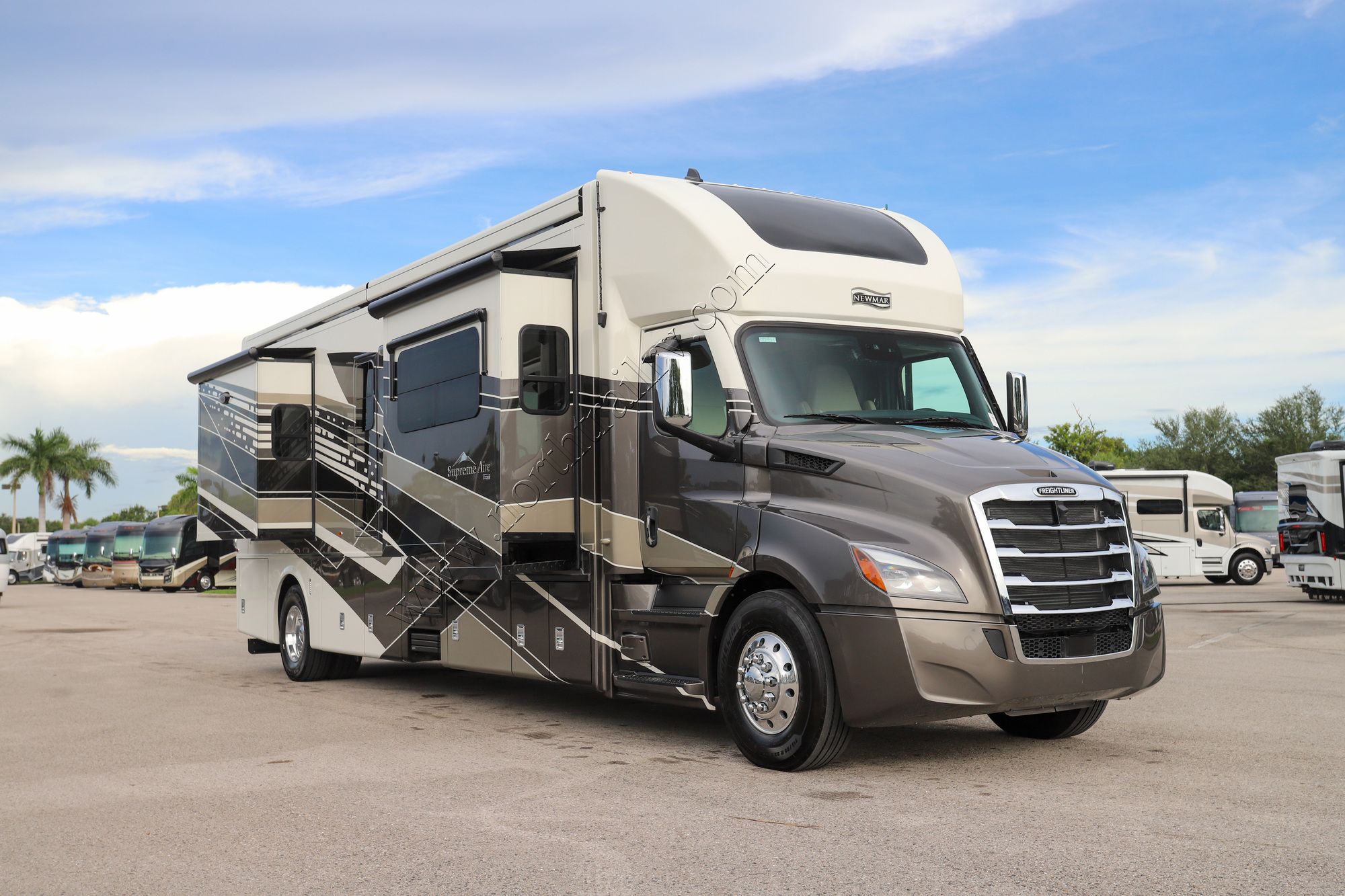 New 2026 Newmar Supreme Aire 3827 Super C  For Sale
