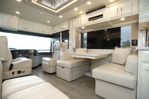 2022 Newmar New Aire 3543