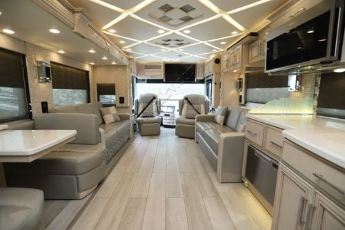 2022 Newmar Mountain Aire 4535