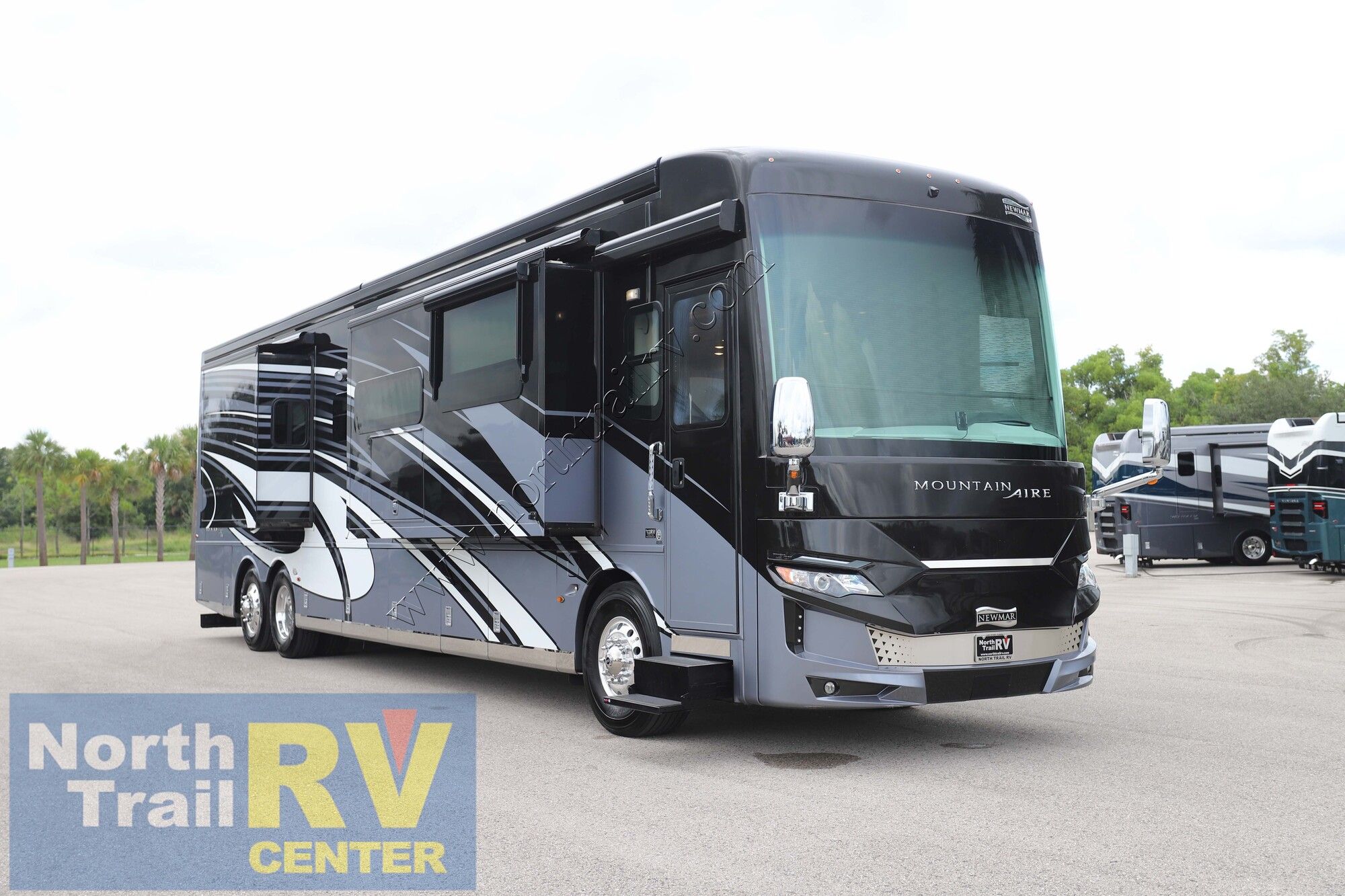 Used 2022 Newmar Mountain Aire 4535 Class A  For Sale