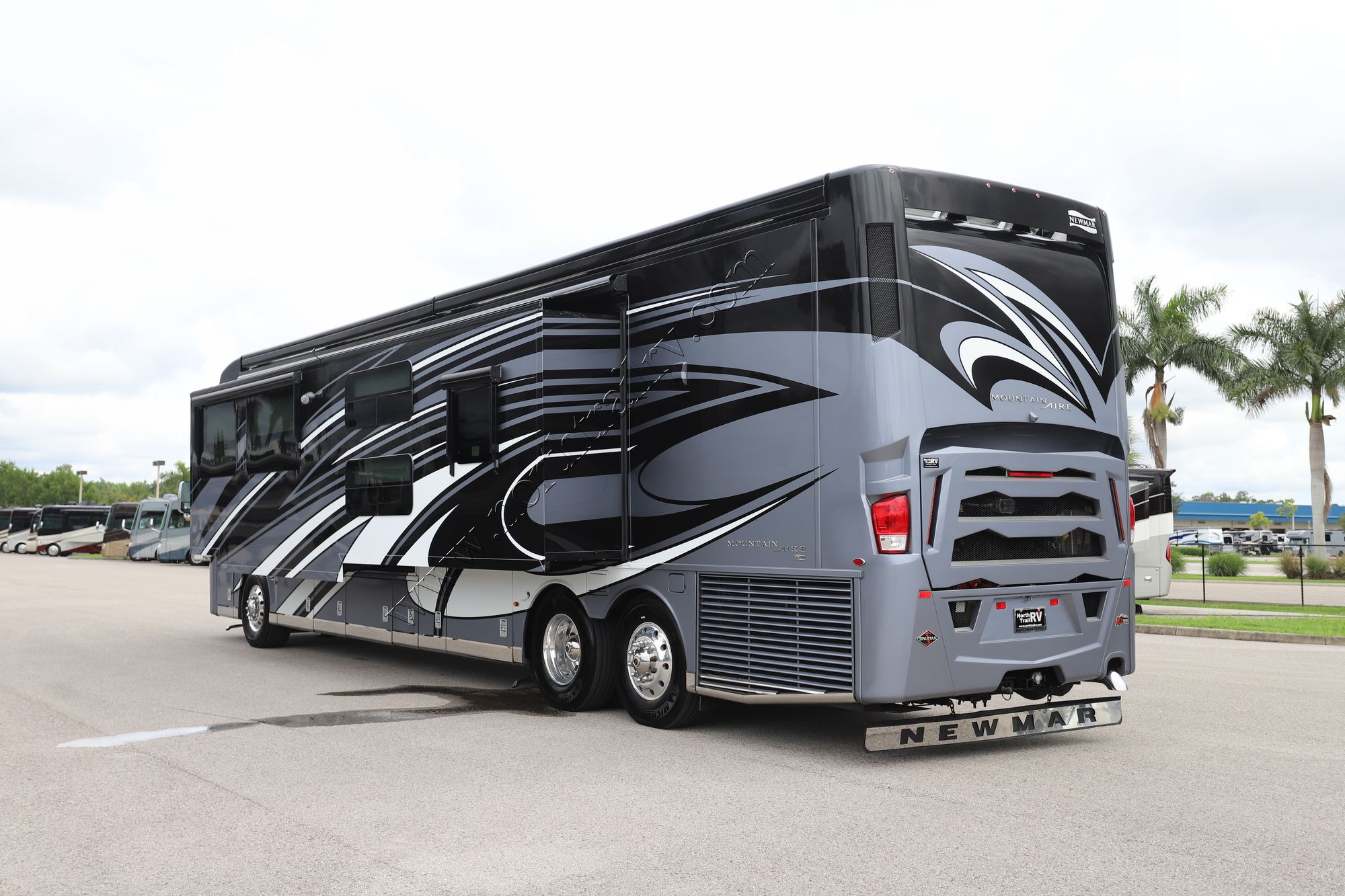 Used 2022 Newmar Mountain Aire 4535 Class A  For Sale