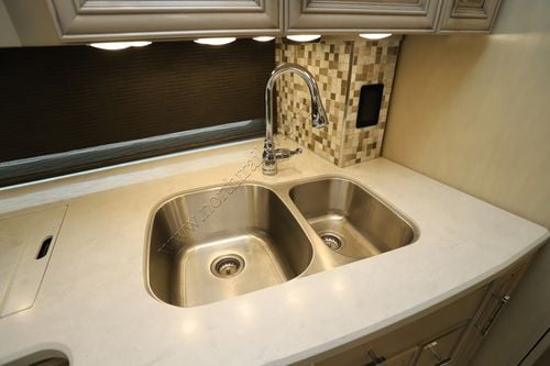 2022 Newmar Mountain Aire 4535