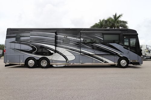 2022 Newmar Mountain Aire 4535