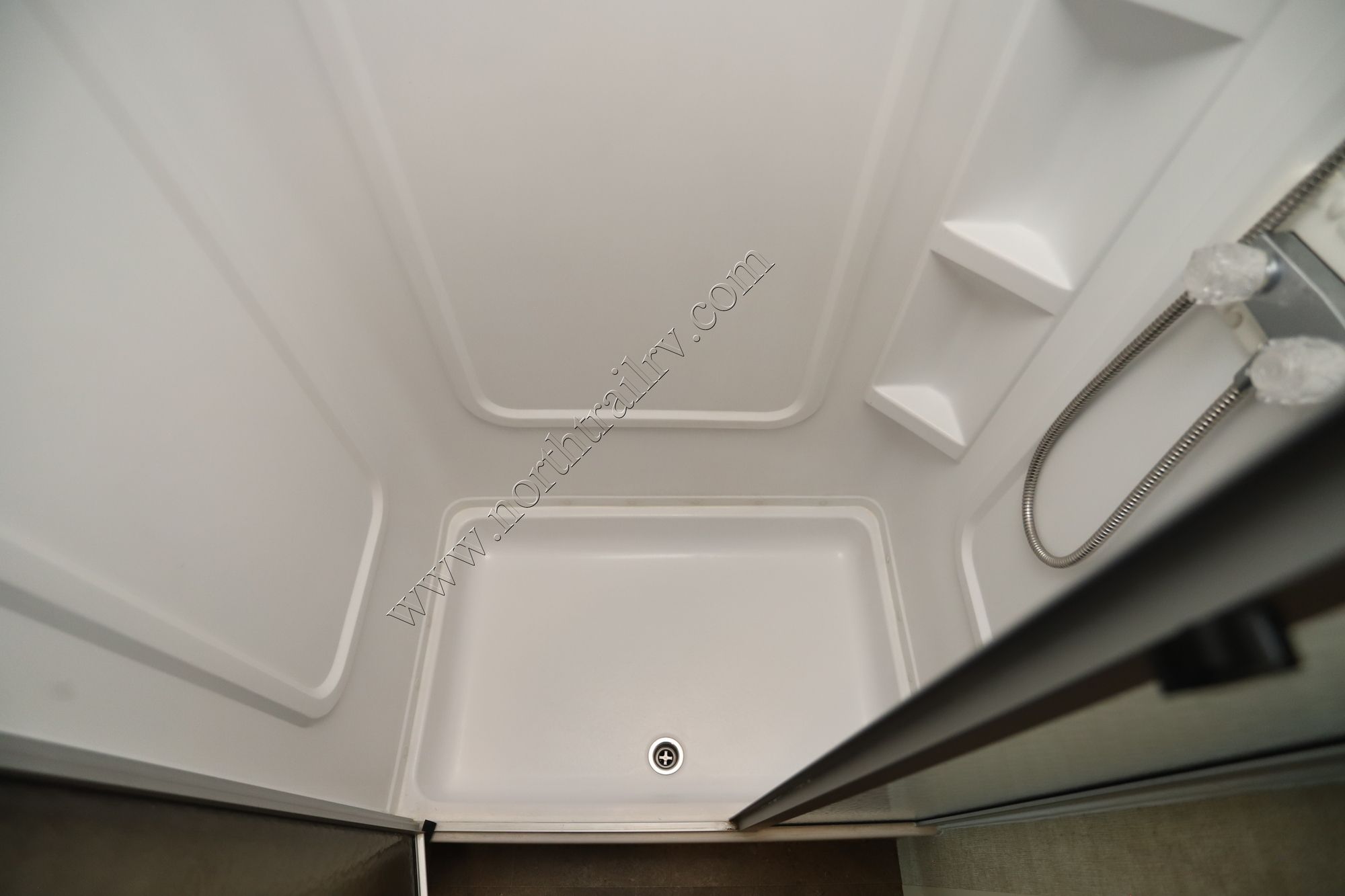 Used 2017 Winnebago Vista 32YE Class A  For Sale