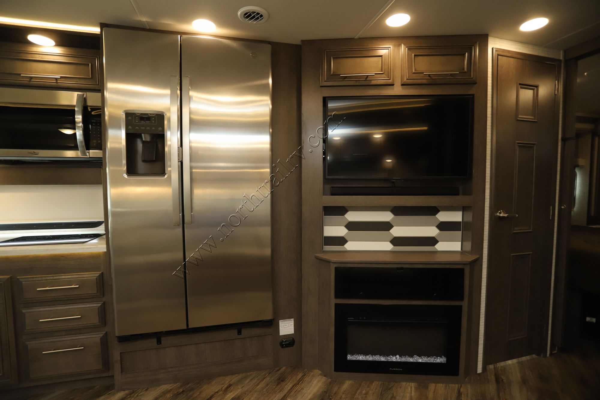 Used 2024 Entegra Emblem 36U Class A  For Sale