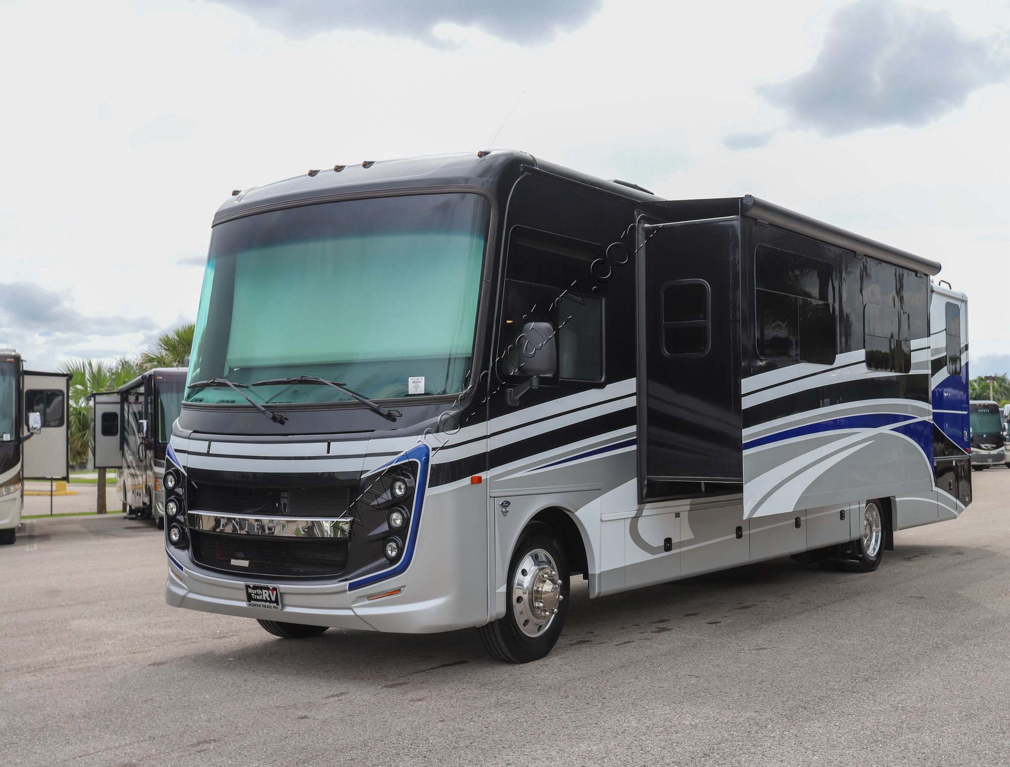 Used 2024 Entegra Emblem 36U Class A  For Sale