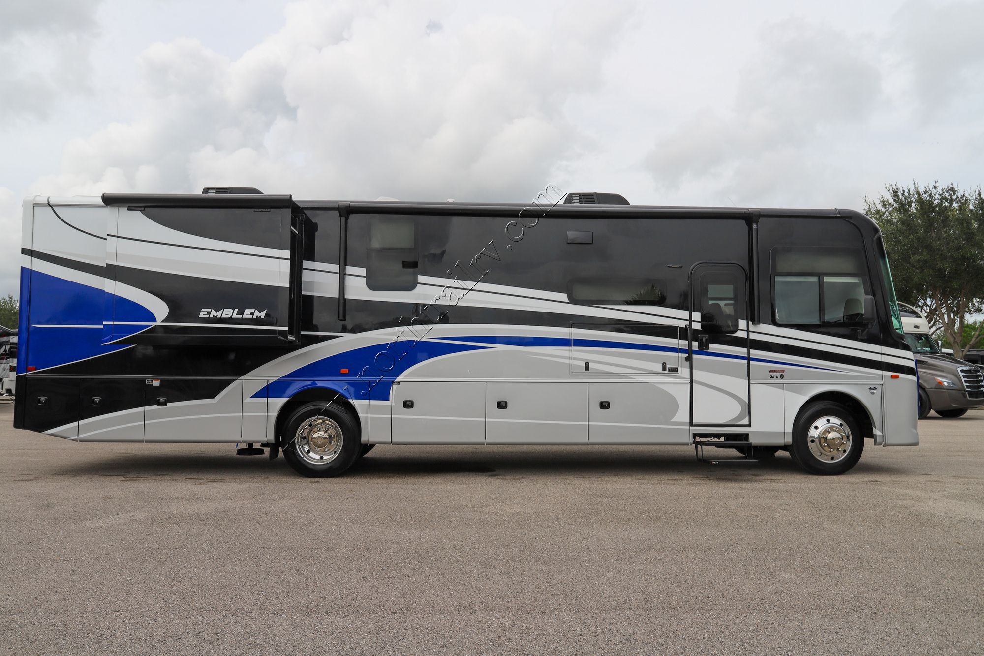 Used 2024 Entegra Emblem 36U Class A  For Sale