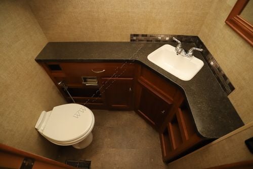 2017 Winnebago Vista 32YE