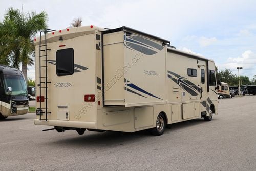 2017 Winnebago Vista 32YE