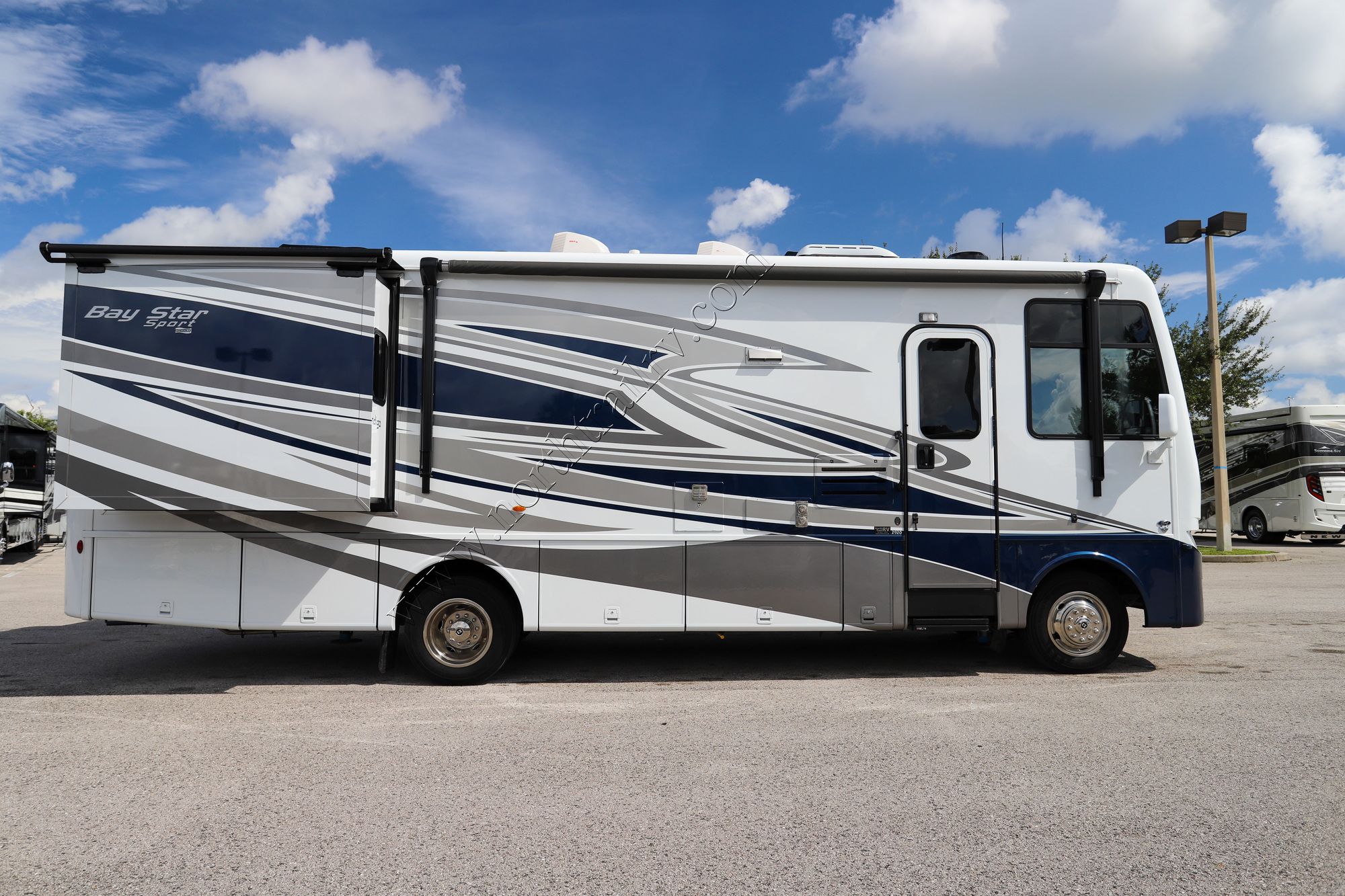 Used 2023 Newmar Bay Star Sport 2920 Class A  For Sale