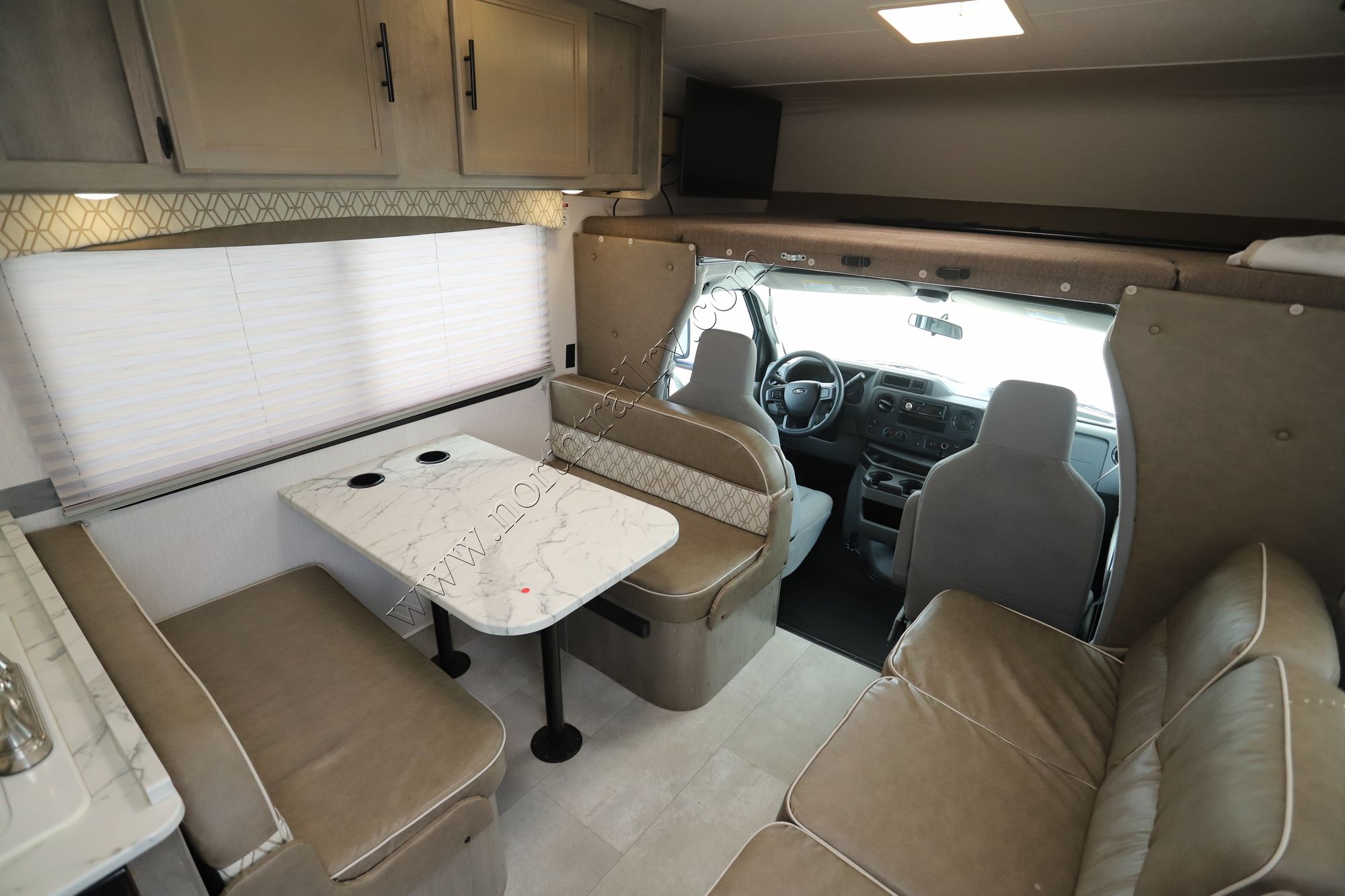 Used 2021 Coachmen Freelander 27QB Class C  For Sale