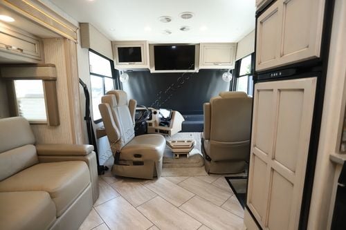 2023 Newmar Bay Star Sport 2920