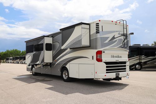 2015 Itasca Meridian 36M