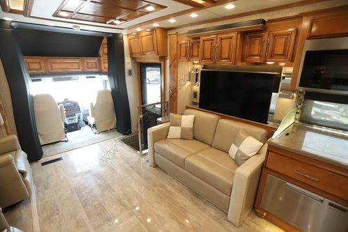 2021 Newmar Supreme Aire 4573 Super C