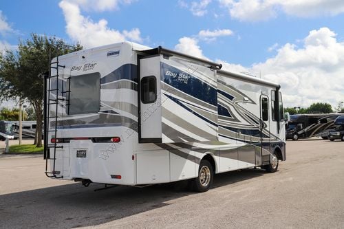 2023 Newmar Bay Star Sport 2920