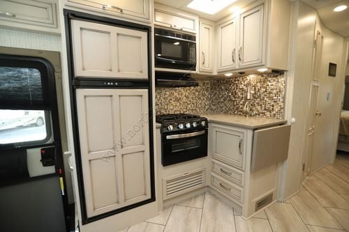 2023 Newmar Bay Star Sport 2920