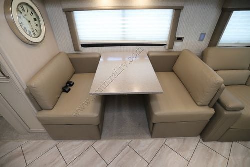 2023 Newmar Bay Star Sport 2920