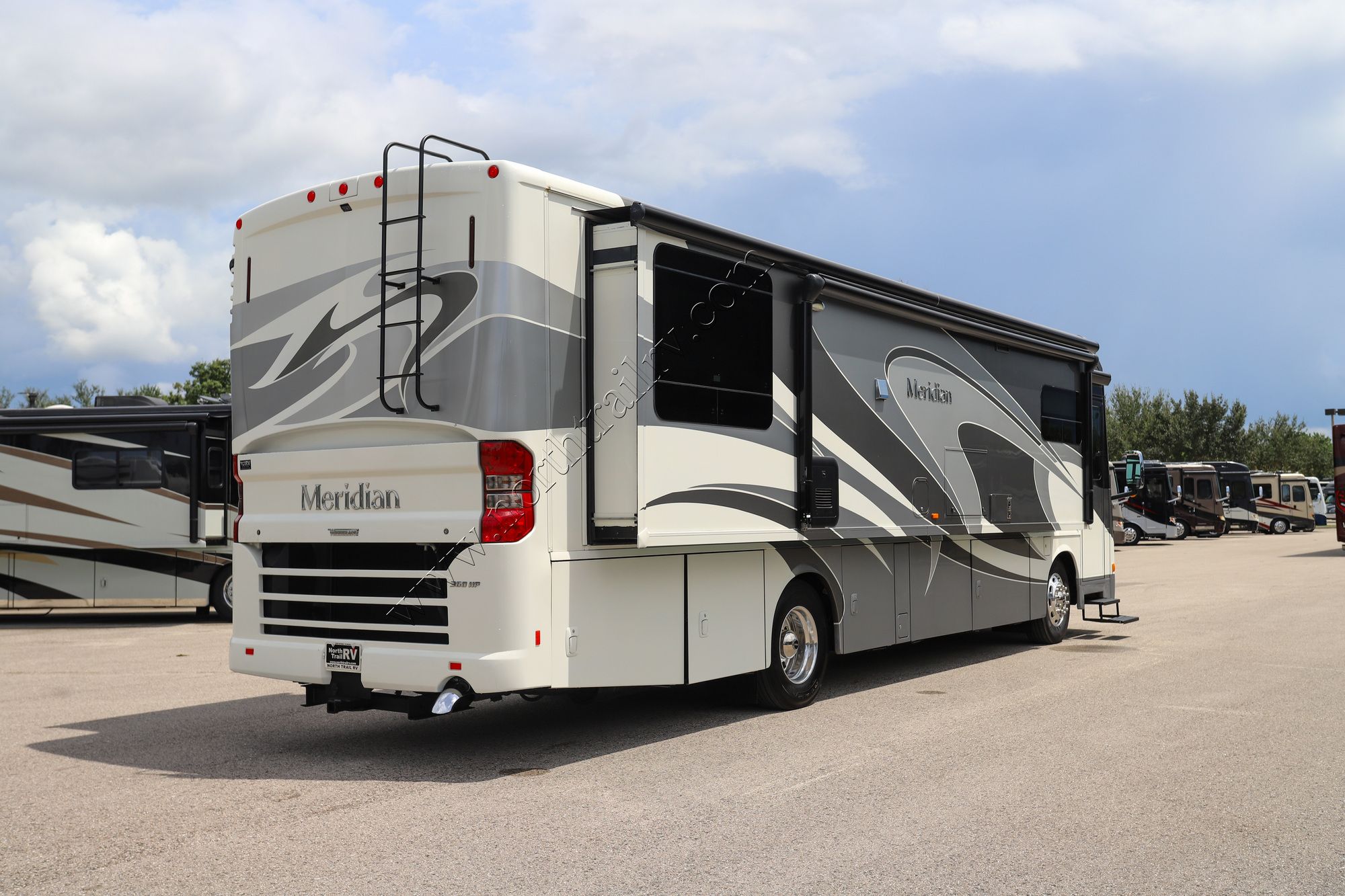 Used 2015 Itasca Meridian 36M Class A  For Sale