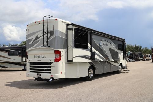 2015 Itasca Meridian 36M