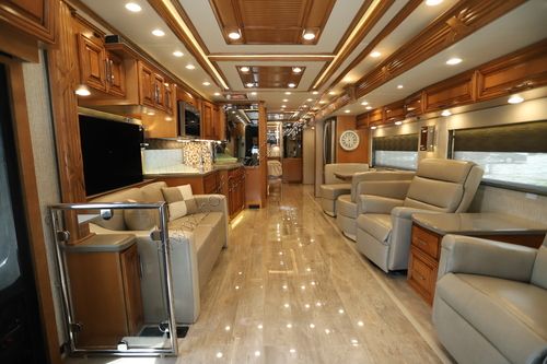 2021 Newmar Supreme Aire 4573 Super C