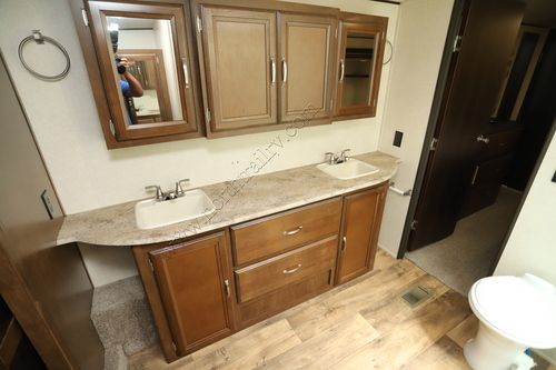 2017 Forest River Hemisphere Light 386 FBK