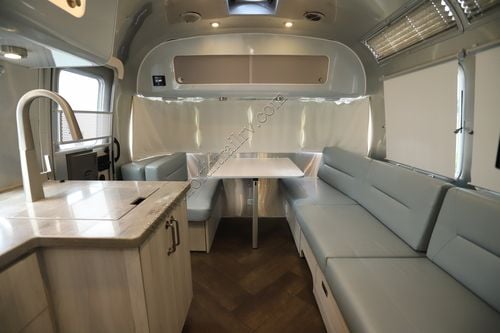 2023 Airstream International 27FBQ
