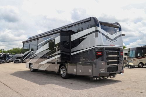 2026 Newmar Ventana 3809