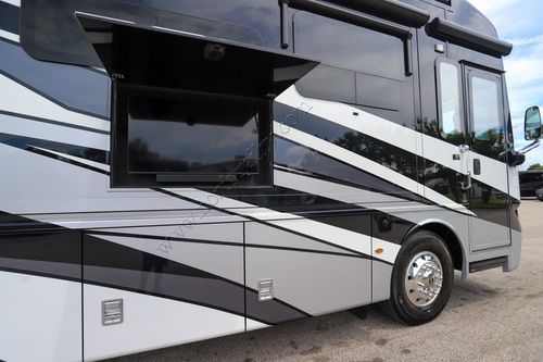 2026 Newmar Ventana 3809