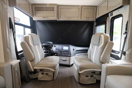 2026 Newmar Ventana 3809