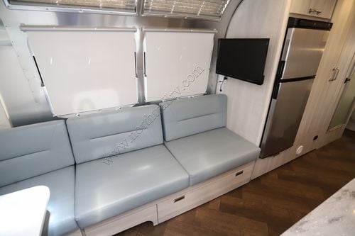 2023 Airstream International 27FBQ