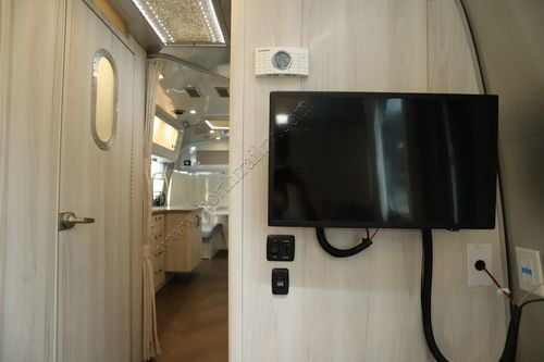 2023 Airstream International 27FBQ