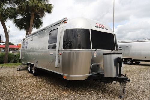 2023 Airstream International 27FBQ